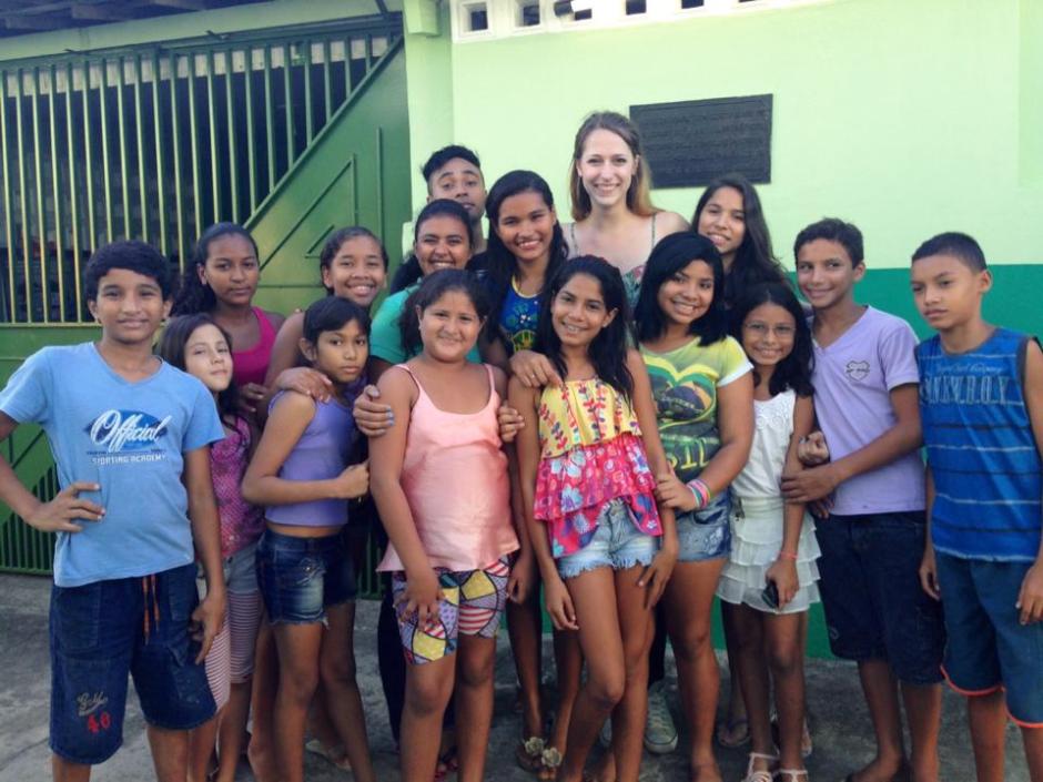 Some of my wonderful students at Projeto Alegria da Criança